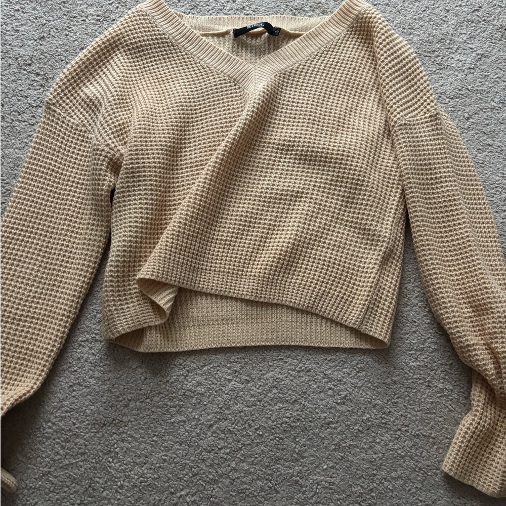 Cream V-Neck Sweater with Knit Texture